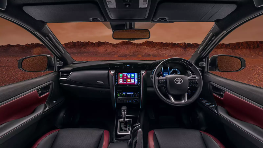 Toyota Fortuner Mild Hybrid : आ रही है दमदार 2.8Ltr इंजन के साथ, मिलेगा बेहतरीन माइलेज, देखिए कीमत और लॉन्च डेट 8 Image 1